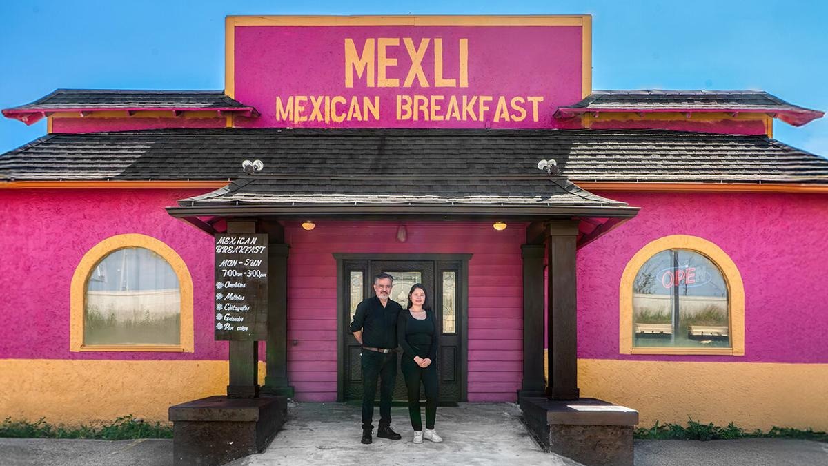 Pink Mexli Mexican Breakfast building exterior off the Beltline in Madison